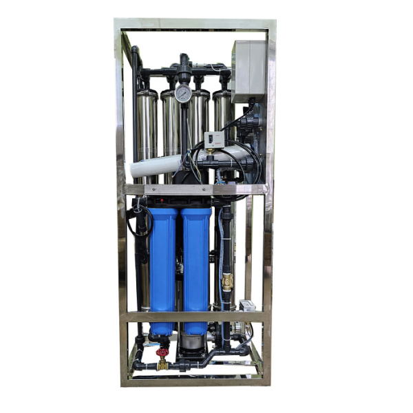 INDUSTRIAL RO SYSTEM COMPACT 6000G (4).jpg